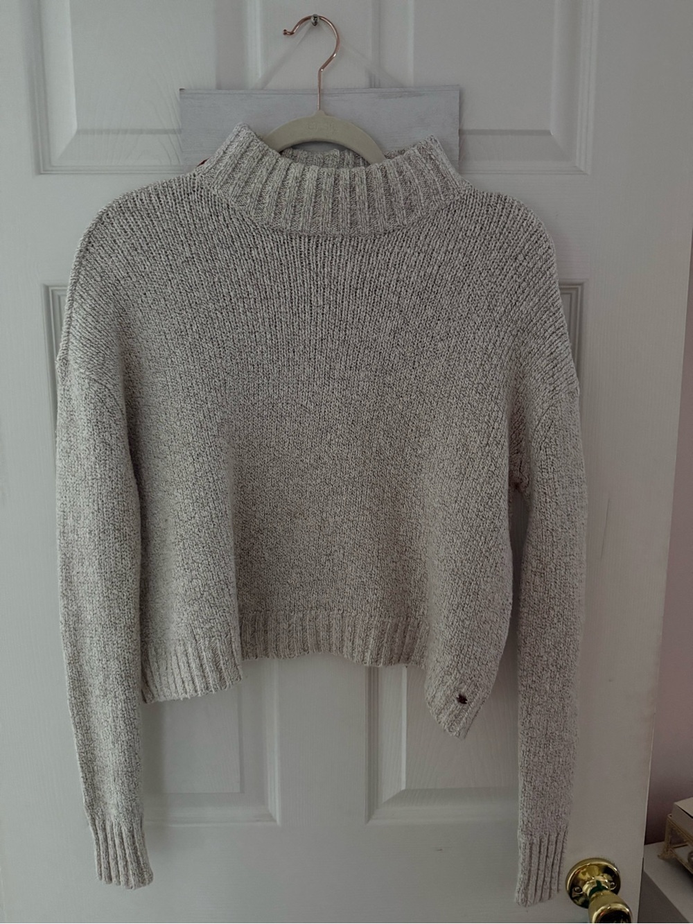 Cozy Mock Neck Women’s Sweater - Light Gray